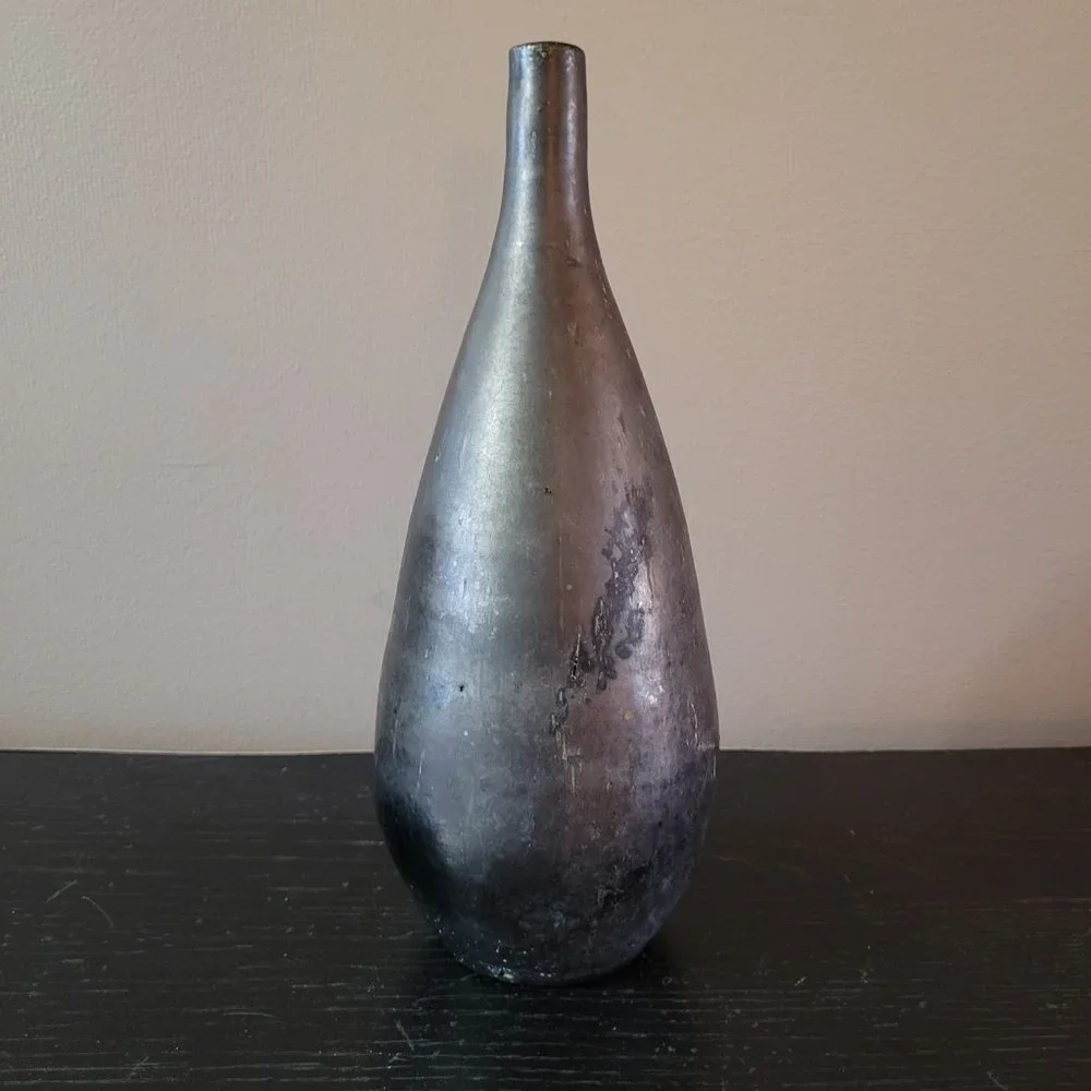 11" Bottle Vase, attributed to A. R. Cole - Picture 5 of 8